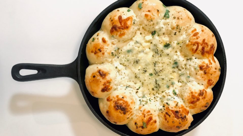 Cheesy Garlic Knots